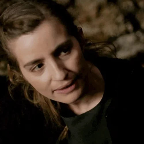 Άγριες Μέλισσες – spoiler | Η Ελένη πηγαίνει στην Τρούμπα