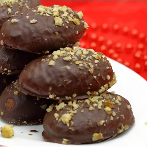 Σοκολατένια μελομακάρονα με αμύγδαλο