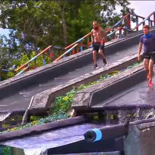 Survivor 4 | Ο Τριαντάφυλλος περπάτησε πάνω στην νεροτσουλήθρα και το Twitter τον αποθέωσε