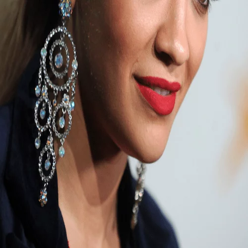 Ποια γνωστή τραγουδίστρια έκανε πάρτι εν μέσω κορονοϊού με 30 καλεσμένους;