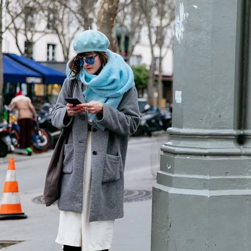 Baby it's cold outside | Τα πιο stylish κασκόλ του φετινού χειμώνα