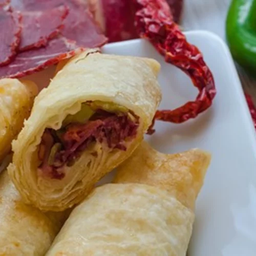 Φλογέρες με παστουρμά