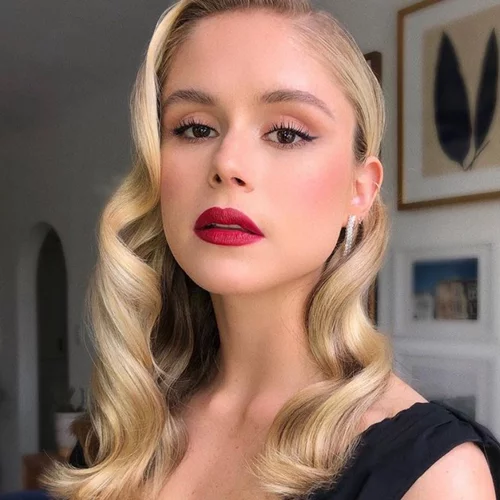 20 κομψά γιορτινά χτενίσματα που είναι πάντα στη μόδα