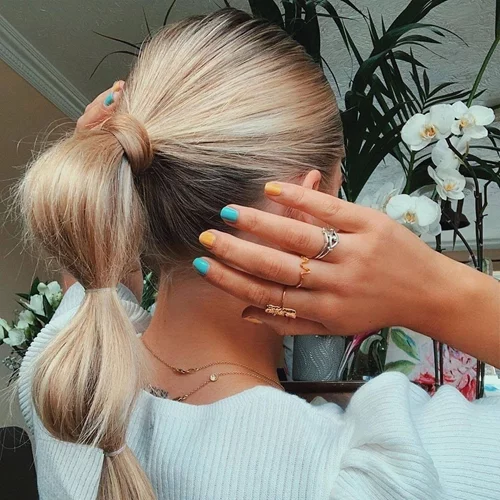 Bubble ponytail | Το χτένισμα που θα σώσει τις bad hair days σου