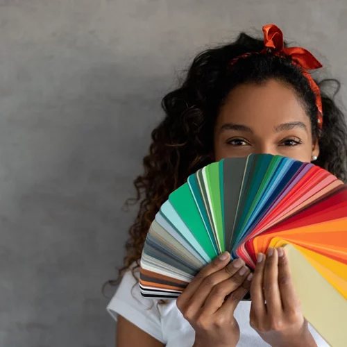 Pantone | Τα χρώματα που διαλέγει για το 2021 είναι δύο