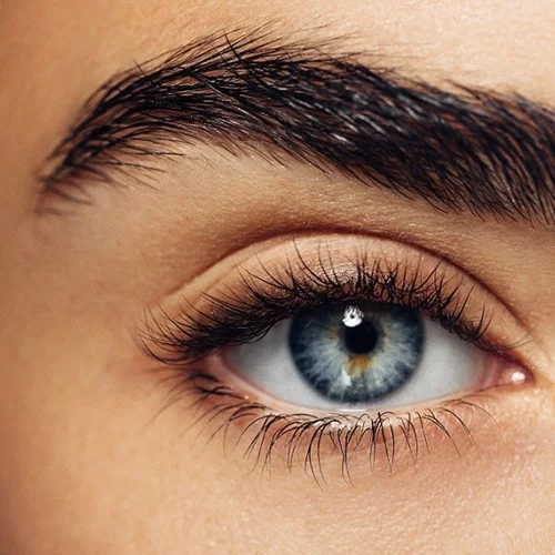 Πώς να μακρύνω τα φρύδια μου; Το No.1 tip είναι και το πιο απλό