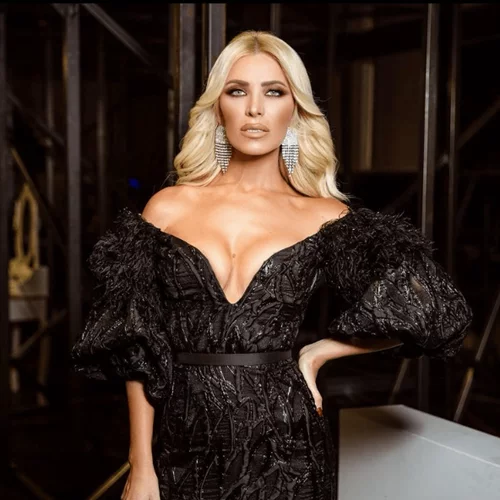 Κατερίνα Καινούργιου | Η απάντησή της στα σχόλια του Δημήτρη Παπανώτα για την εμφάνισή της στο J2US