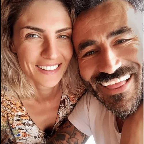 Γιώργος Μαυρίδης | Μας δείχνει την κινηματογραφική πρόταση γάμου στην Κρίστη Καθάργια (vid)