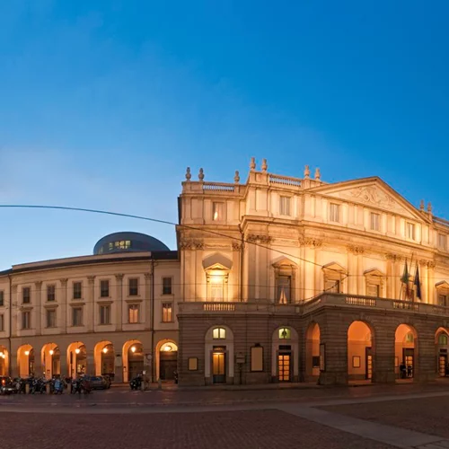 Ιταλία-κορονοϊός | Λόγω πανδημίας η Σκάλα του Μιλάνου εγκαινίασε τη νέα σεζόν με ένα θέαμα που μεταδόθηκε από την τηλεόραση