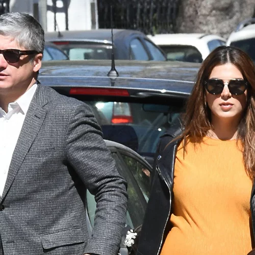 Η Σταματίνα Τσιμτσιλή αποκαλύπτει πόσα κιλά πήρε στις εγκυμοσύνες της | «Πιστεύω αν κάνω τέταρτο παιδί, θα πάρω 5»