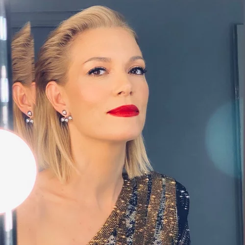 Βίκυ Καγιά | Κάθε εμφάνισή της στον τελικό του GNTM, «έκρυβε» κι από μία beauty τάση. Το παρατήρησες;