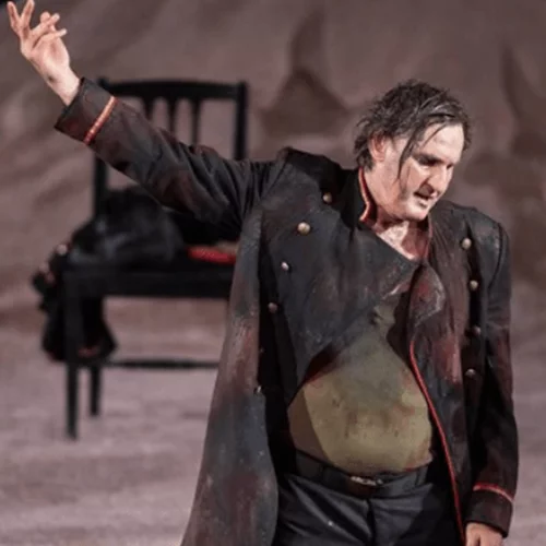 Άκης Σακελλαρίου | Τη μια μέρα ήμουν σε παράσταση και την επόμενη σε κώμα