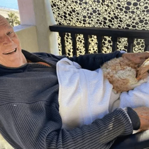 Αγνώριστος ο Jeff Bridges | Η μάχη με τον καρκίνο και το μήνυμα στο Facebook