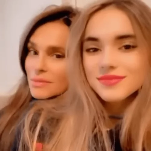 Σήλια Κριθαριώτη | Το σπάνιο video με την κούκλα 16χρονη κόρη της - Η μεγάλη ομοιότητά τους