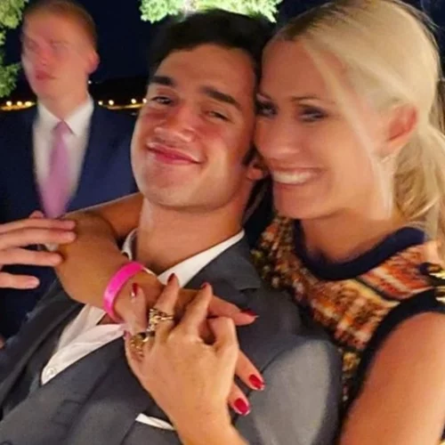 Ο Άρης Αργυρόπουλος έχει γενέθλια και η Μαρία Μπακοδήμου του ευχήθηκε δημόσια