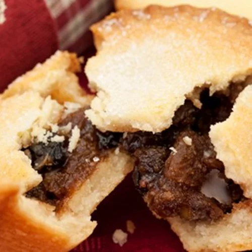 Πίτα με κιμά και κάστανα