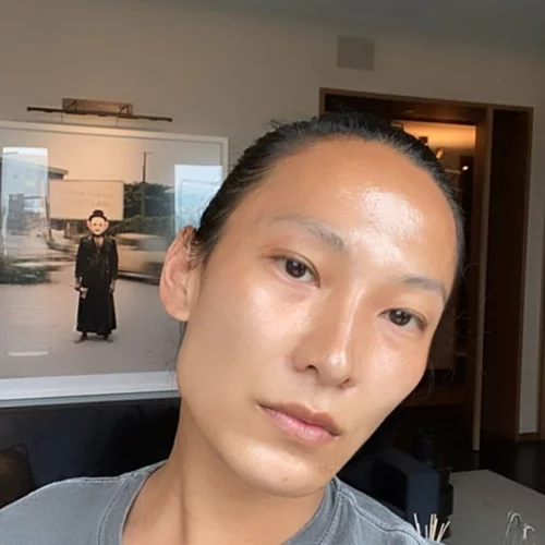 O Alexander Wang πρωταγωνιστεί στο νέο σεξουαλικό σκάνδαλο στο χώρο της μόδας