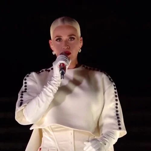 Katy Perry | Το chic beauty look της που θέλουμε να αντιγράψουμε asap