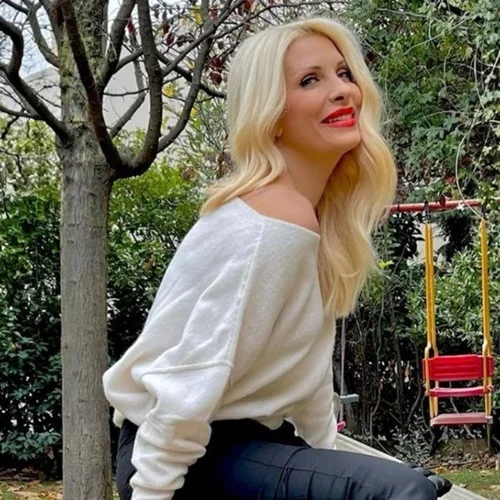 Ελένη Μενεγάκη | Μας συστήνει τον καλύτερο φίλο της μικρότερης κόρης της Μαρίνας