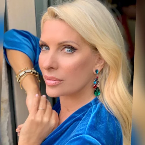 Ελένη Μενεγάκη | Η μεγάλη αλλαγή στο στιλ της μετά την αποχώρησή της από την τηλεόραση