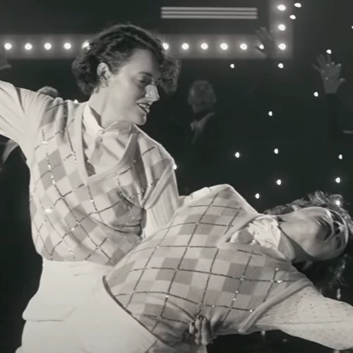 «Treat People With Kindness» | Ο Harry Styles συνεργάζεται με τη Phoebe Waller-Bridge στο νέο του video clip