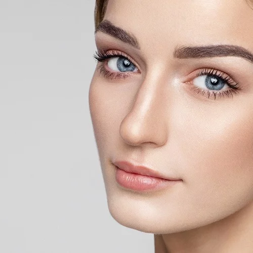 Ξέχασε το microblading! Τα hyperrealism brows είναι η νέα τεχνική για φυσικά πλούσια φρύδια