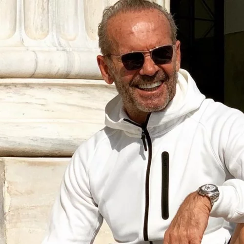 Πέτρος Κωστόπουλος | Το δημόσιο ξέσπασμα του στο Instagram μετά το ταξίδι του στο Ντουμπάι