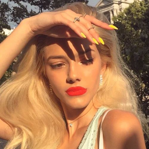 Επιστροφή στα μακριά μαλλιά για την Λία του GNTM | Δες το νέο look της