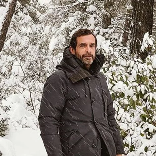 Κωνσταντίνος Μαρκουλάκης | Συνόδευσε τη μητέρα του στο εμβολιαστικό κέντρο