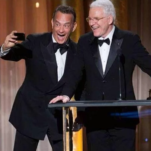 Ο Steve Martin εμβολιάστηκε κατά της Covid-19 και διαβεβαίωσε ότι είναι καλά