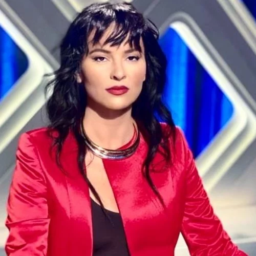 Ζενεβιέβ Μαζαρί | Με ποιον παίκτη του GNTM συναντήθηκε;