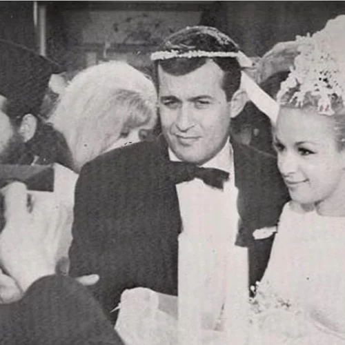 Αλίκη Βουγιουκλάκη - Δημήτρης Παπαμιχαήλ | Οι μπομπονιέρες από τον γάμο τους στους Δελφούς, 56 χρόνια πριν