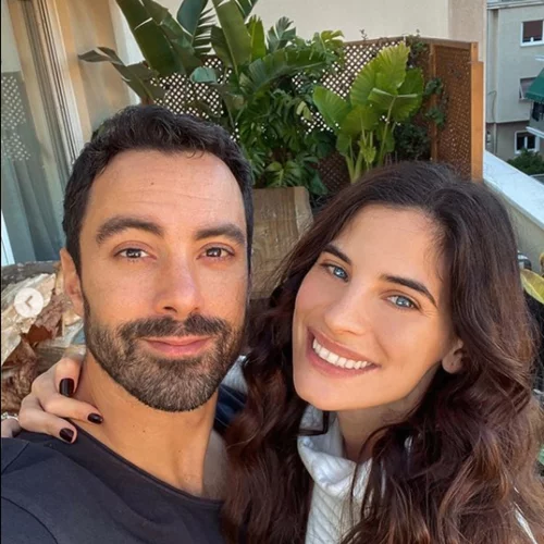 Σάκης Τανιμανίδης - Χριστίνα Μπόμπα | Τα δίδυμα παιδιά τους «κέρδισαν» το φλουρί της βασιλόπιτας