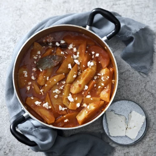 Πατάτες γιαχνί με φέτα από τον Βασίλη Καλλίδη