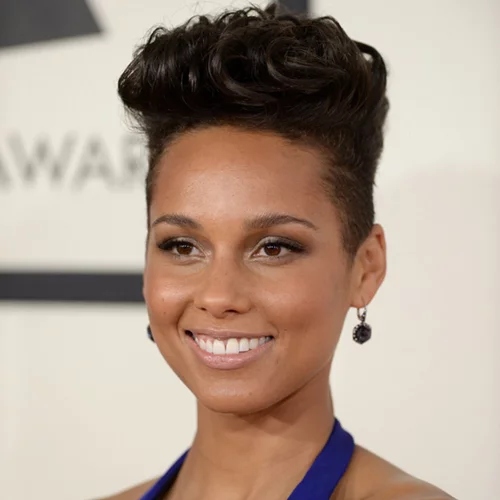 Ακόμα να πιστέψουμε το χρώμα που έκανε η Alicia Keys στα μαλλιά της! (γιατί απλά το ζηλεύουμε)
