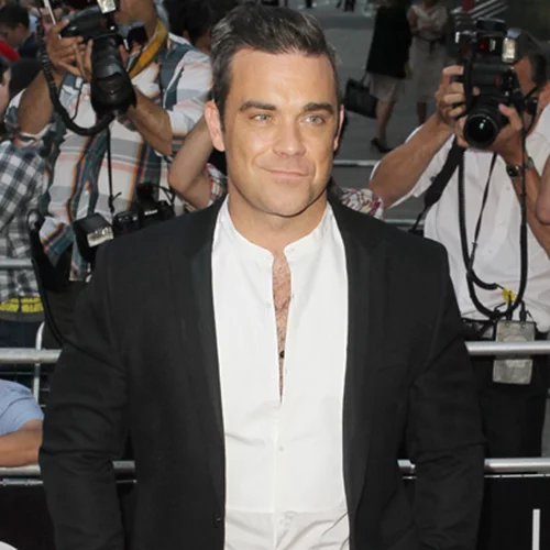 Ο Robbie Williams κάνει στριπτίζ στο ντοκιμαντέρ για τη ζωή του στο Netflix