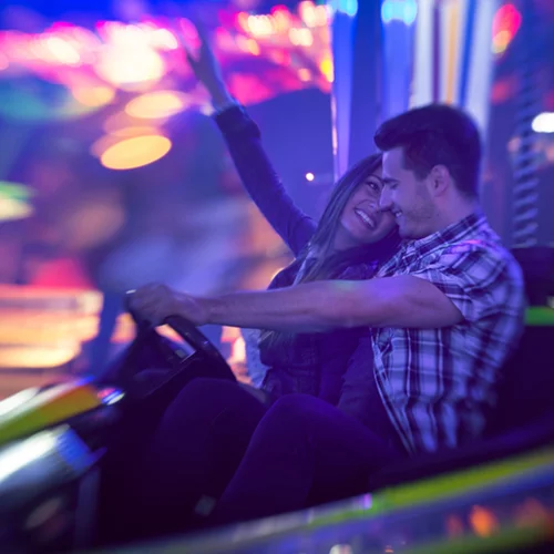 Παραλίγο τραγωδία στο Allou Fun Park | Στο νοσοκομείο τέσσερις ελαφρά τραυματίες από ατύχημα σε τρενάκι