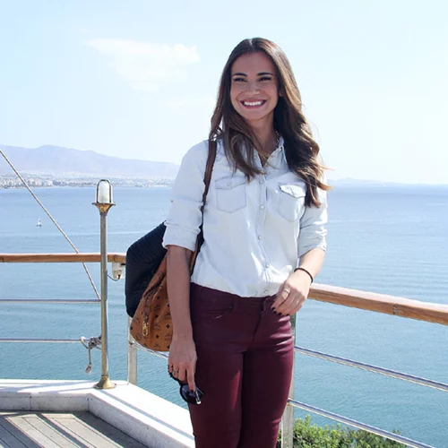 Άννα Μπουσδούκου | Η σπάνια επίσημη εμφάνιση και το νέο hair look της