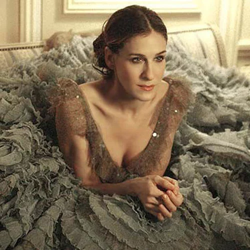 Όλες οι τάσεις που είχε προβλέψει και τελειοποιήσει η Carrie Bradshaw