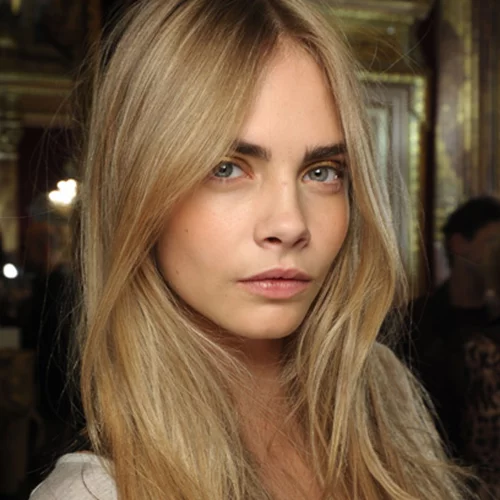 Ηλεκτρίζονται τα μαλλιά μου | 6 τρόποι να το σταματήσουμε