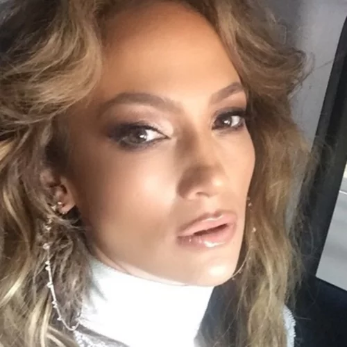 Jennifer Lopez: Έστειλε ερωτικά μηνύματα στο κινητό του Leonardo diCaprio!