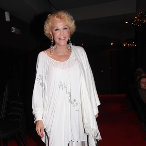 Το Τελευταίο Αντίο Στη Ζωή Λάσκαρη: Ήταν όλοι εκεί για να την αποχαιρετήσουν!