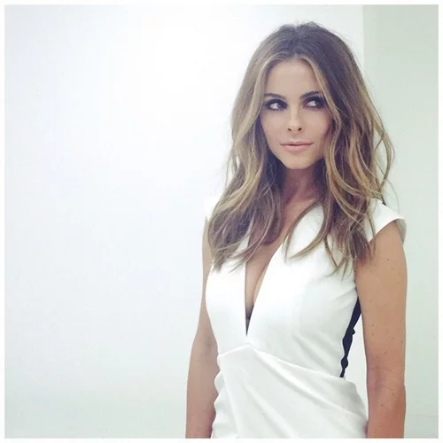 Η Μαρία Μενούνος ανεβάζει μια υπέροχη, αδημοσίευτη φωτογραφία του γάμου της!