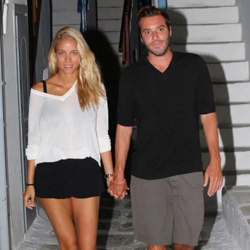 Δούκισσα Νομικού - Δημήτρης Θεοδωρίδης: Στην Μύκονο για το τριήμερο (video)