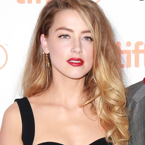 Amber Heard: Καταγγέλλει τον Johnny Depp για ξυλοδαρμό