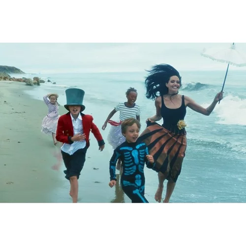 Γιορτάζουμε την Ημέρα της Μητέρας μαζί με το σύλλογο "Αγκαλιά"!