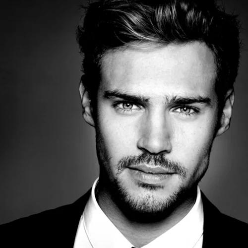 For Him: Τα καλύτερα αντρικά αρώματα για να του κάνεις δώρο