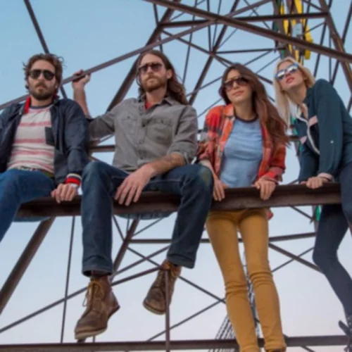 Carrera: Η νέα συλλογή F/W 15 έχει τετράγωνη λογική