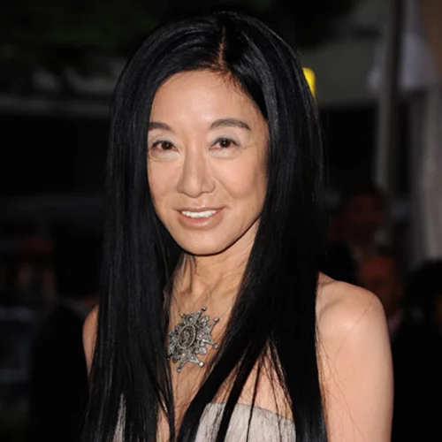 Η Vera Wang στηρίζει τους εργαζόμενους της εταιρείας της κατά τη διάρκεια της πανδημίας