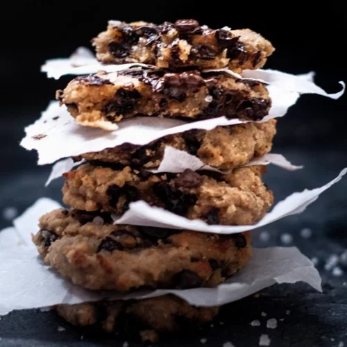 Μαλακά μπισκότα πρωτεΐνης με ρεβίθι και φυστικοβούτυρο